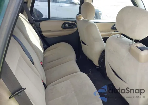 2005 Chevrolet Trailblazer Ls z USA, uszkodzony, nr VIN 1GNDT13S752210710